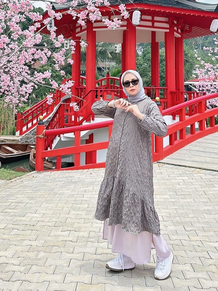 Nara Midi Dress