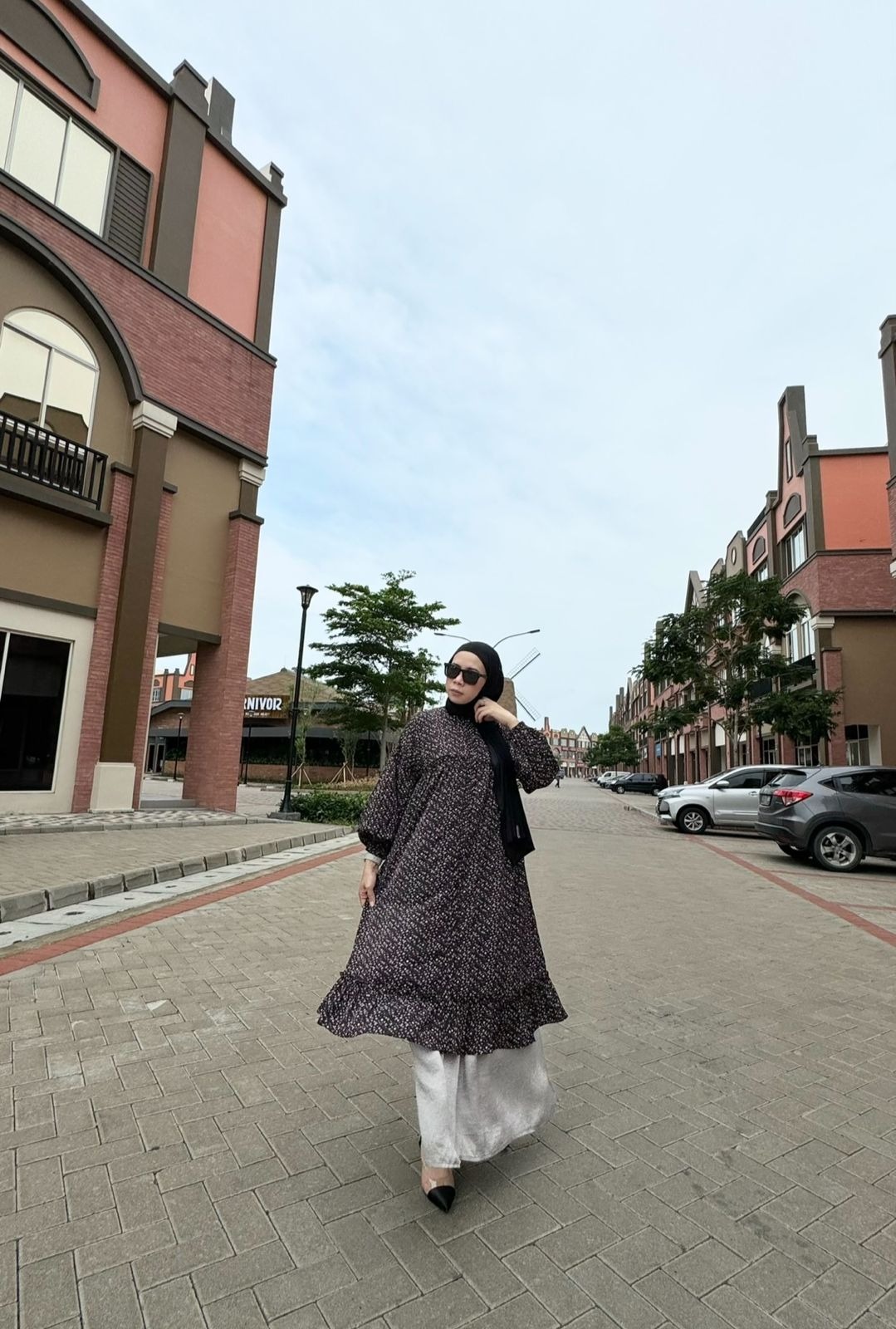 Arumi Midi Dress by Fhanza Project