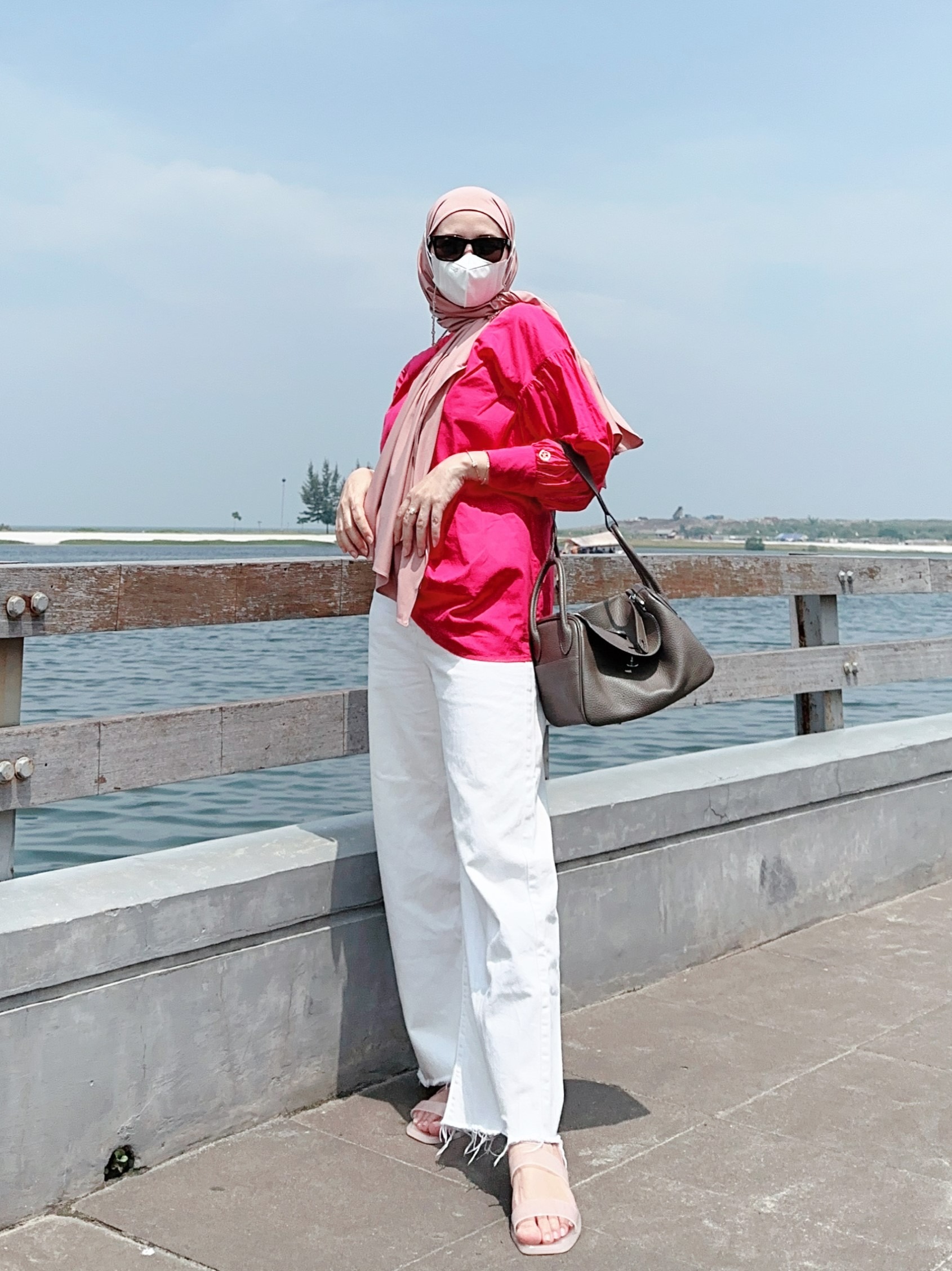 Isyana Tops by Fhanza 