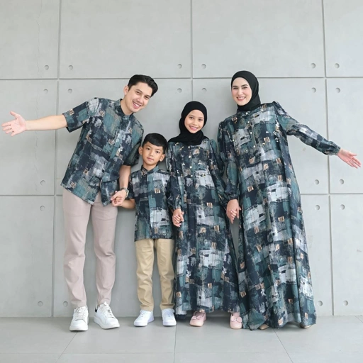 Image of SARIMBIT COLLECTION YAMEENA DRESS & YASYIR KEMEJA RAYA