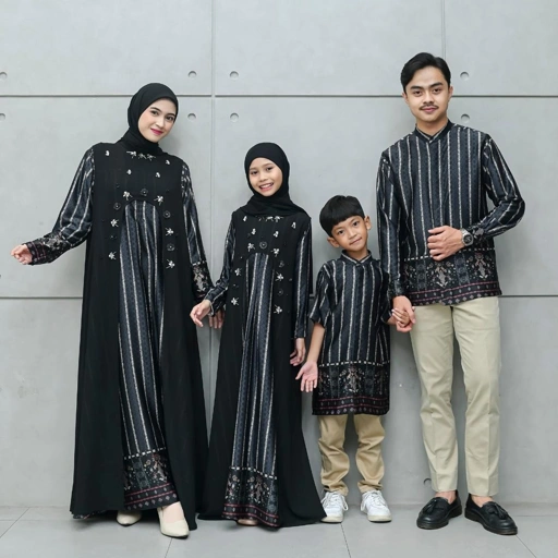 Image of SARIMBIT COLLECTION ARAFAH SET & ASRAF KEMEJA