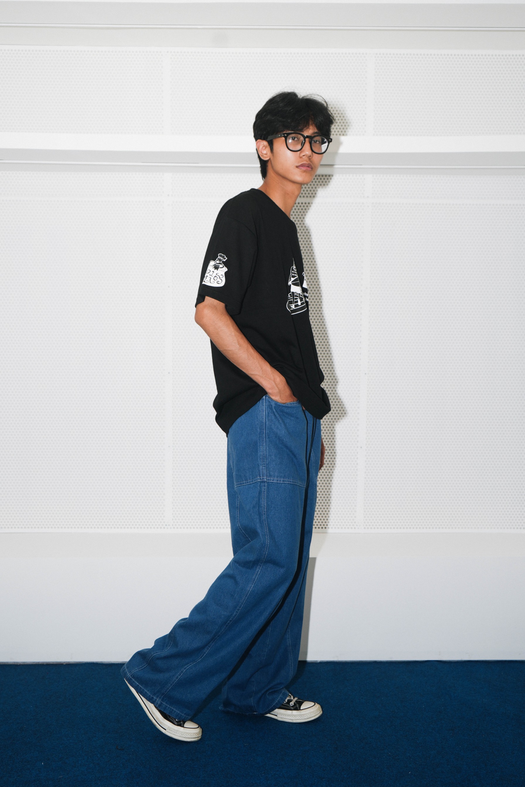 No Wave on Mars Tee Black
