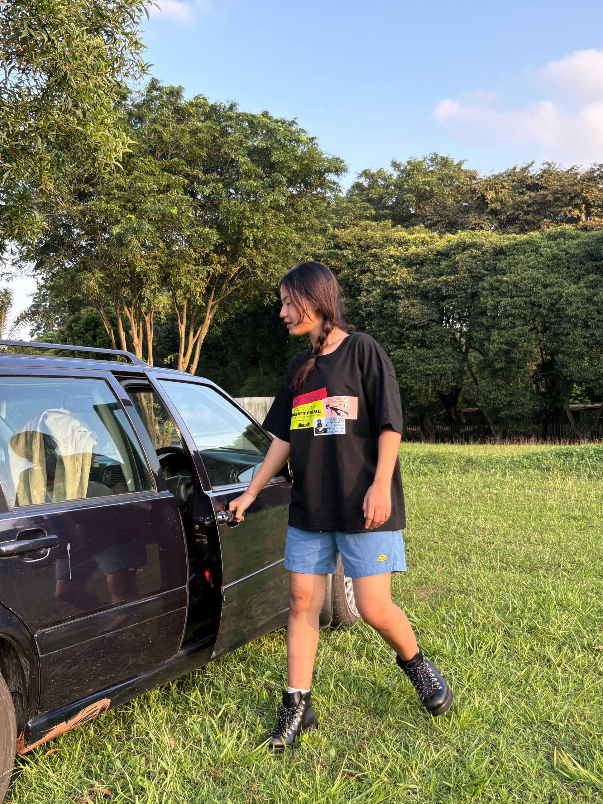 Sticky Tee Black
