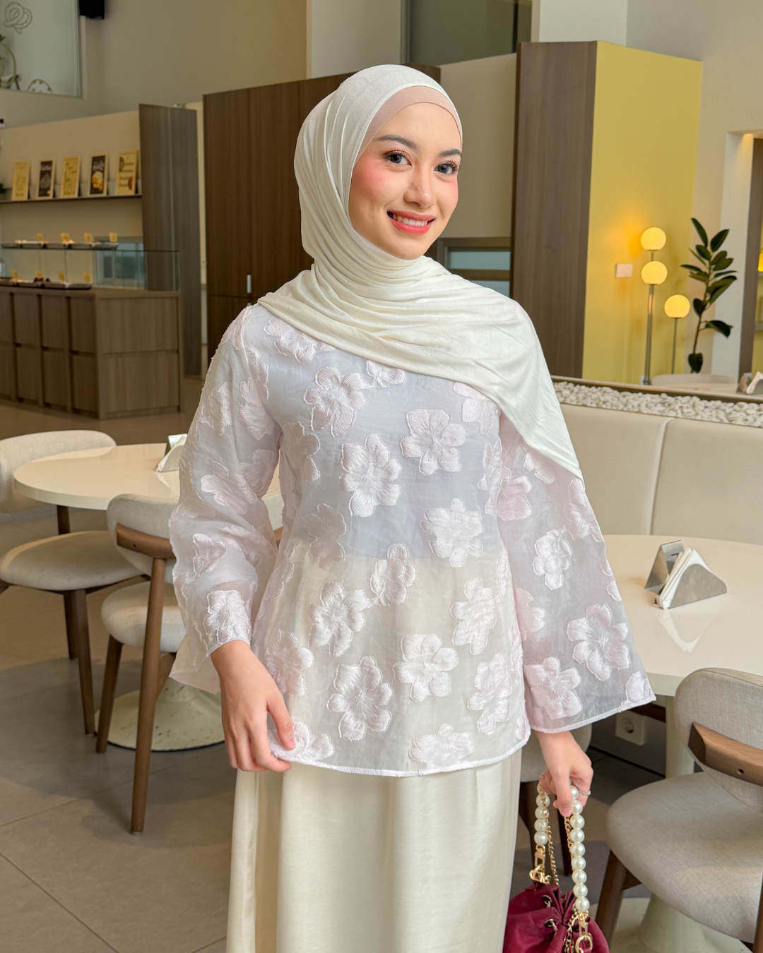 Irine | Rania Blouse | Blouse Wanita Nylon Polyester | Atasan Simple Mewah Bahan Premium | Outfit Kondangan Elegan