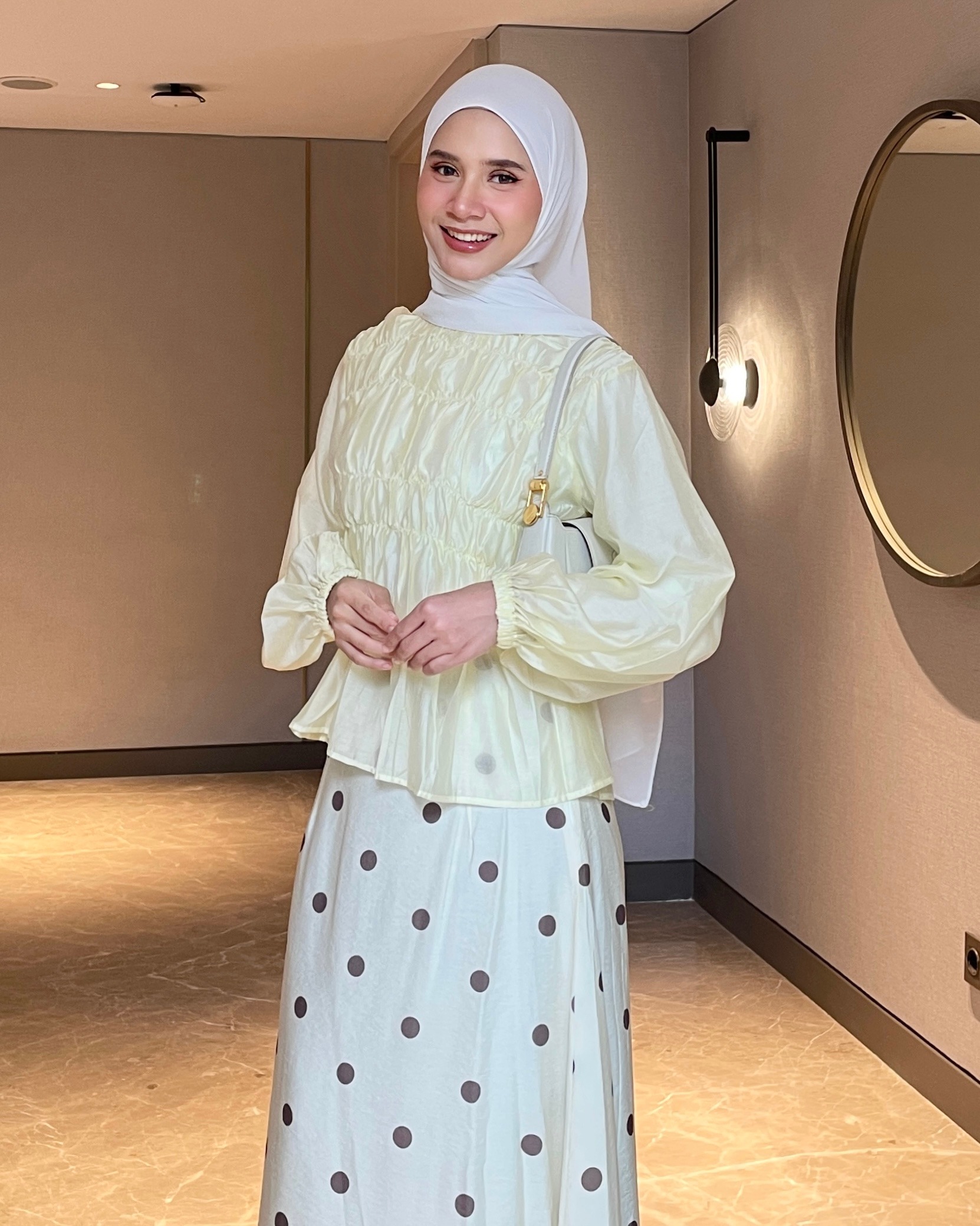 Irine | Mirea Blouse | Blouse Wanita Tencel Nylon Bahan Lembut | Mix and Match Style