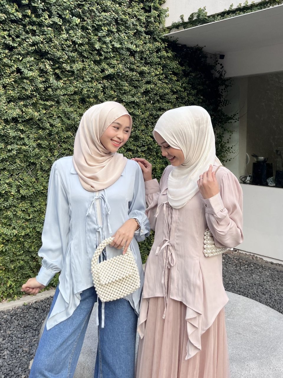 Irine | Audy Top | Blouse Wanita Royal Silk Bahan Jatuh Lembut Tidak Transparan | Atasan Lengan Panjang Gaya Korea Elegan