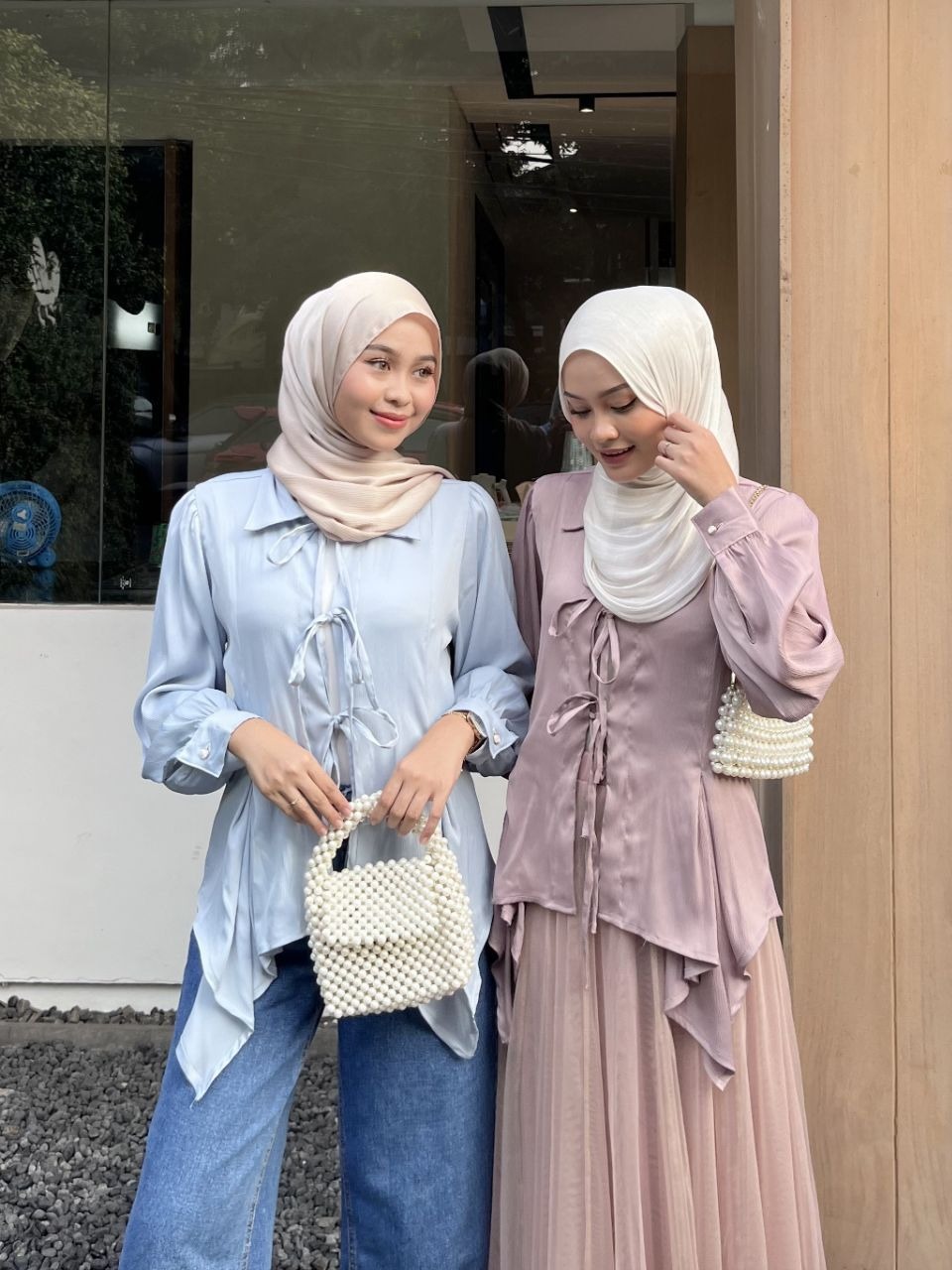 Irine | Audy Top | Blouse Wanita Royal Silk Bahan Jatuh Lembut Tidak Transparan | Atasan Lengan Panjang Gaya Korea Elegan