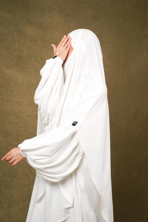 Image of Zeya French Khimar - Off White