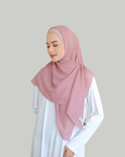 Image of Una Square - 90% Good Condition