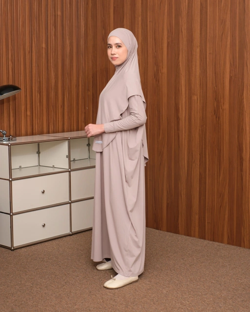 Image of Plain Loose Abaya - Skin