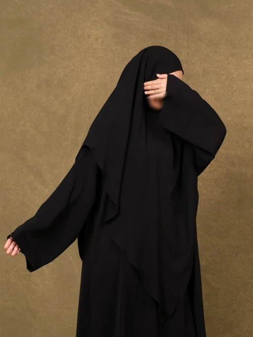 Image of Nujayl Khiban - Black