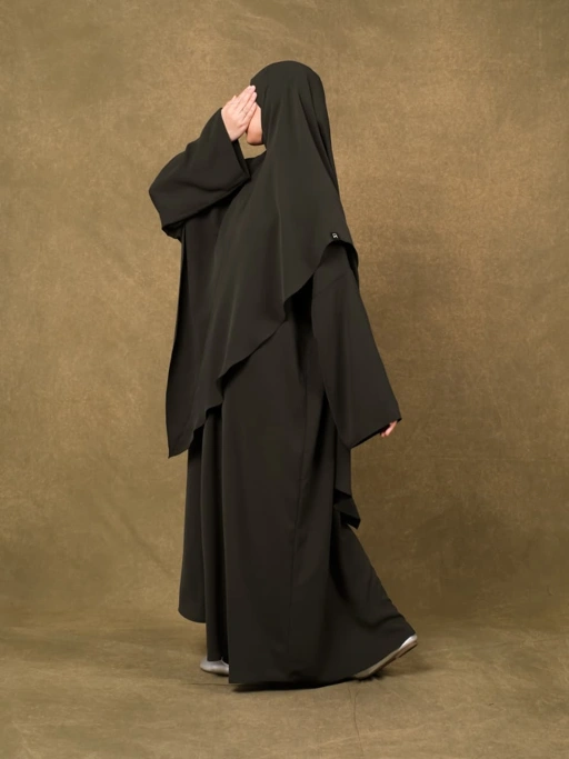 Image of Nujayl Abaya - Tarmac