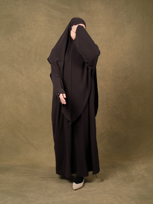Nujayl Abaya
