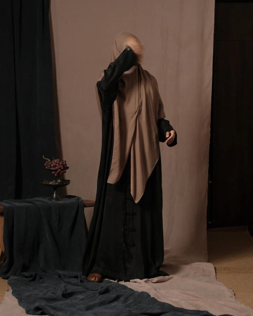 Image of Eshaal Abaya - Black