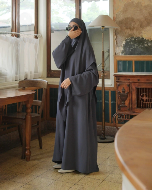 Image of Nujayl Abaya - Blue