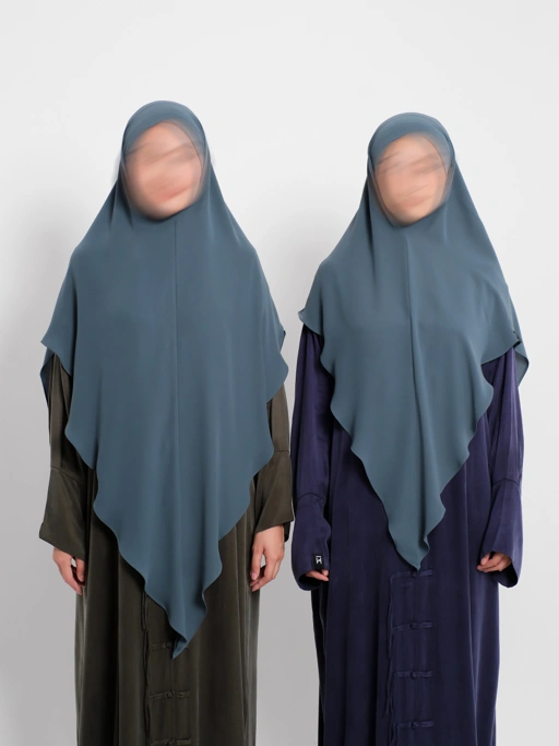 Image of Nujayl Khiban - Blue