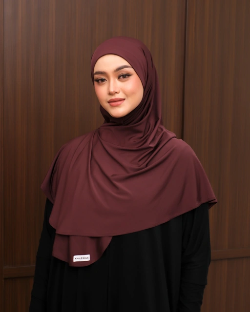 Image of Khaev Instan - Medium