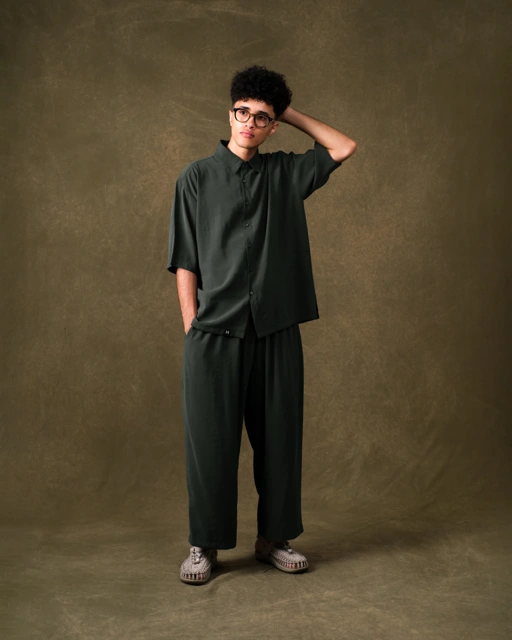 Image of Fajraa SS Shirt Man - Forest