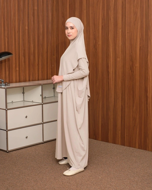 Image of Dress - Reject Mayor