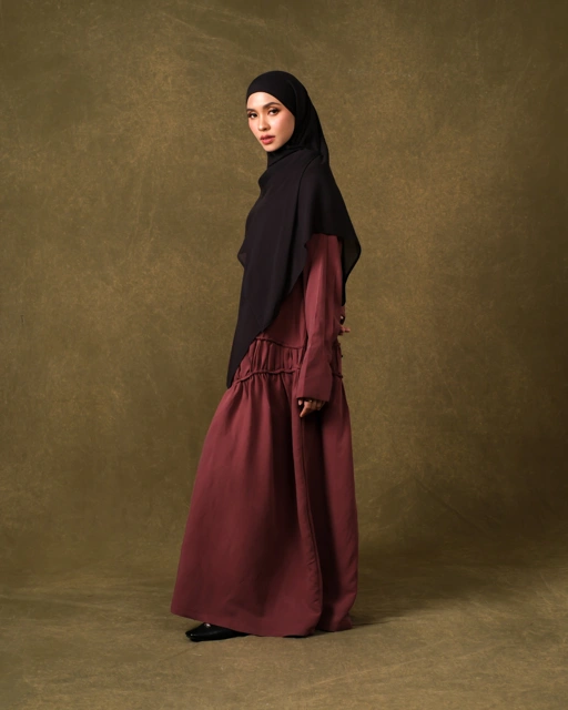 Image of Fajraa Unbasic Dress - Russet