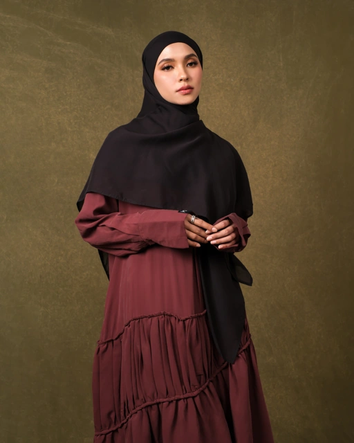 Image of Fajraa Unbasic Dress - Russet