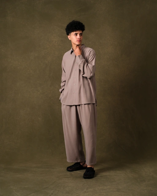 Image of Fajraa SS Shirt Man - Rustic Taupe