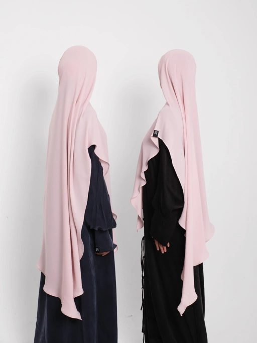 Image of Nujayl Khiban - Soft Blush