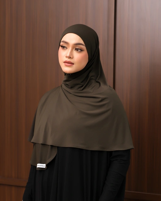 Image of Khaev Instan - Wren