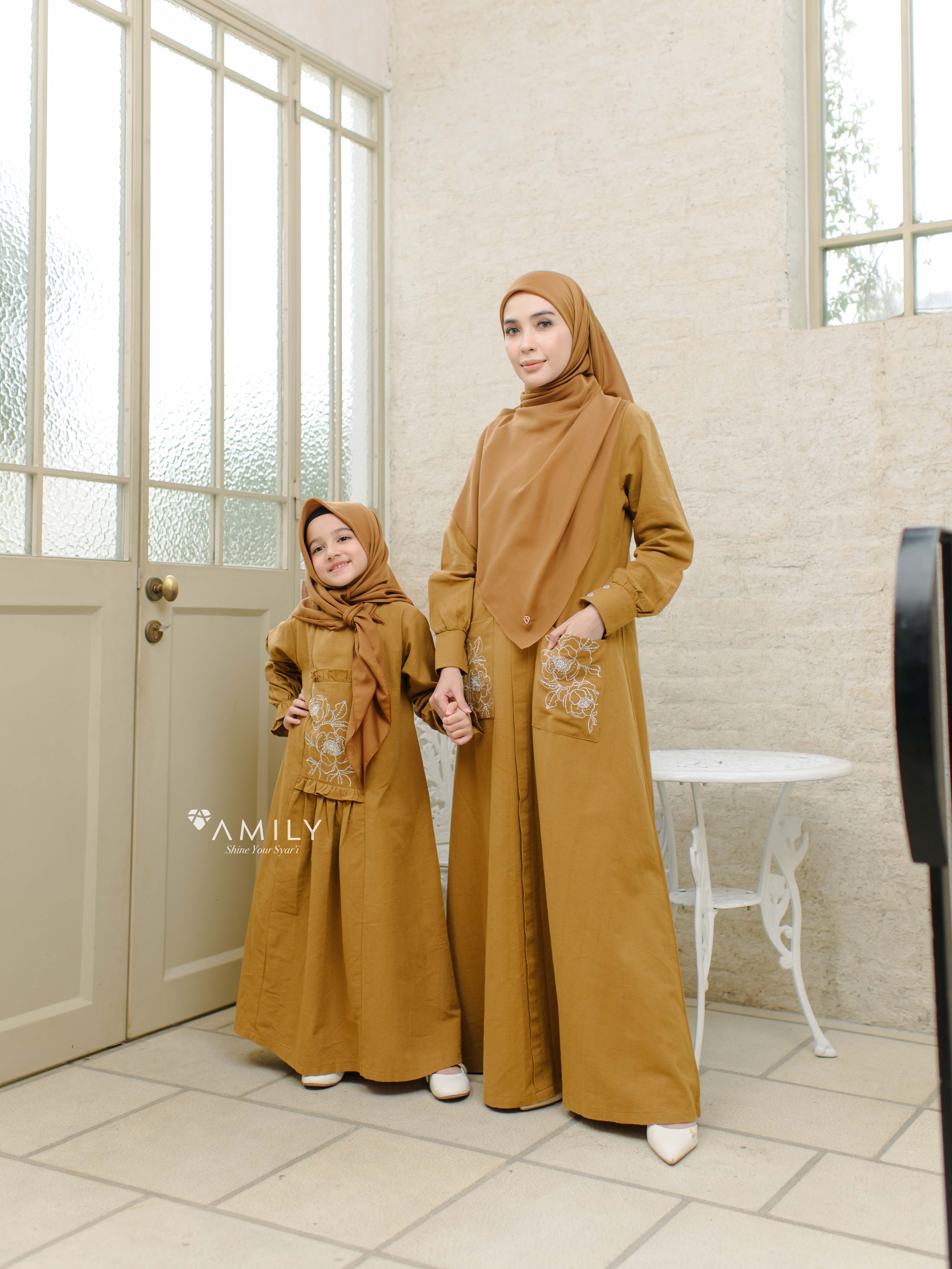 AMILY - Bersahaja Series Caramel