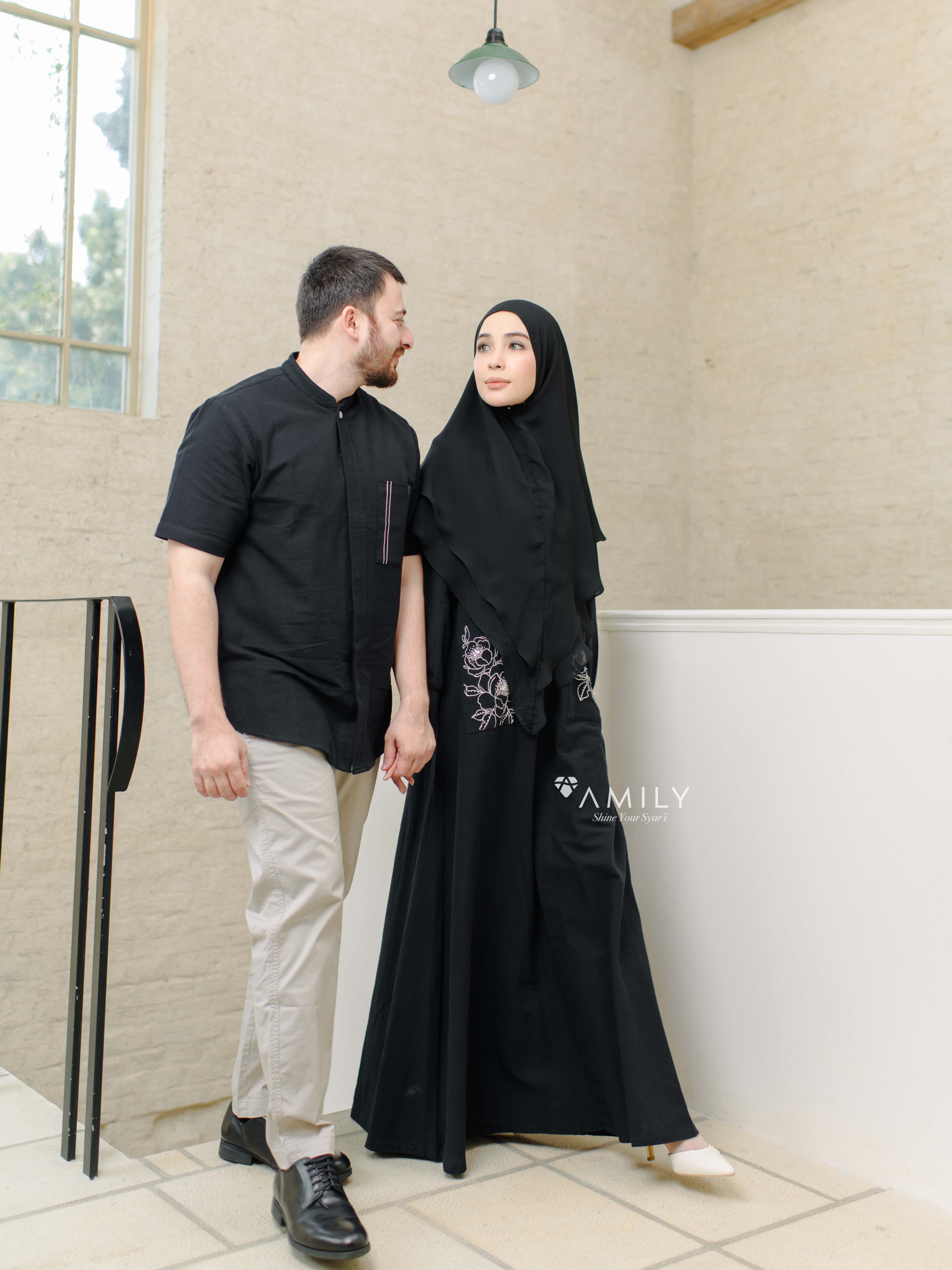 AMILY - Bersahaja Series Black