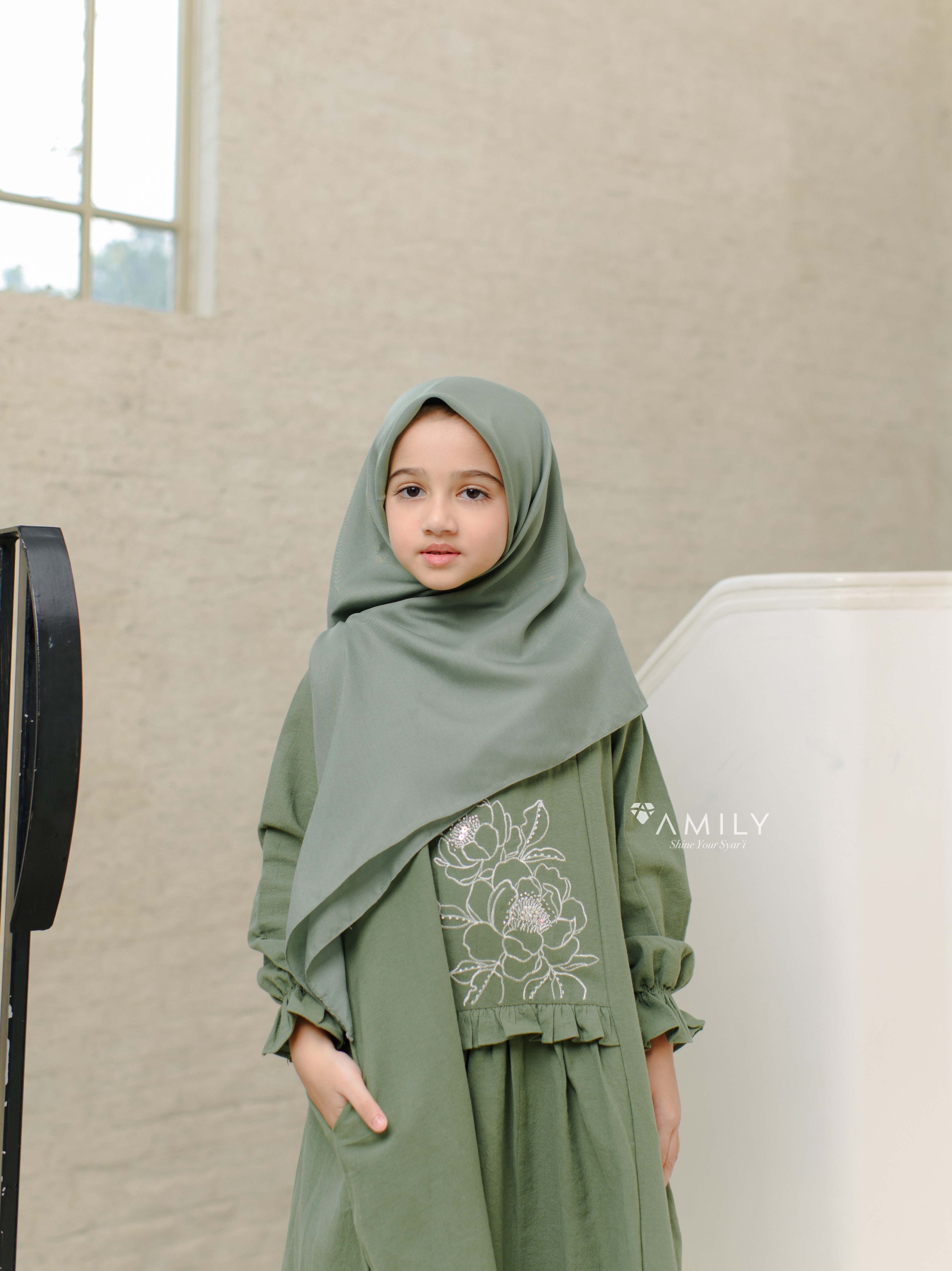 AMILY - Bersahaja Hijab Anak