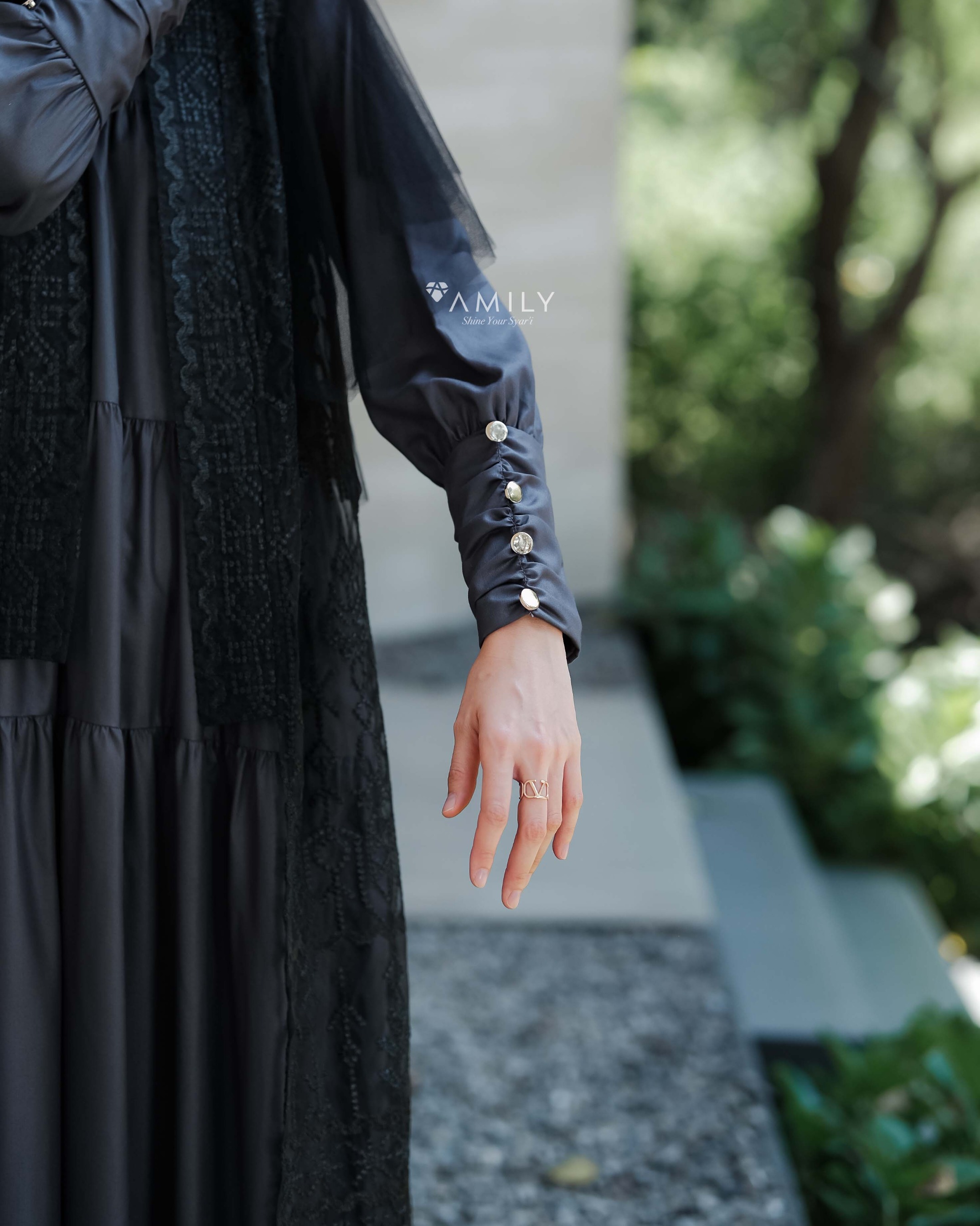 Aruna Outer