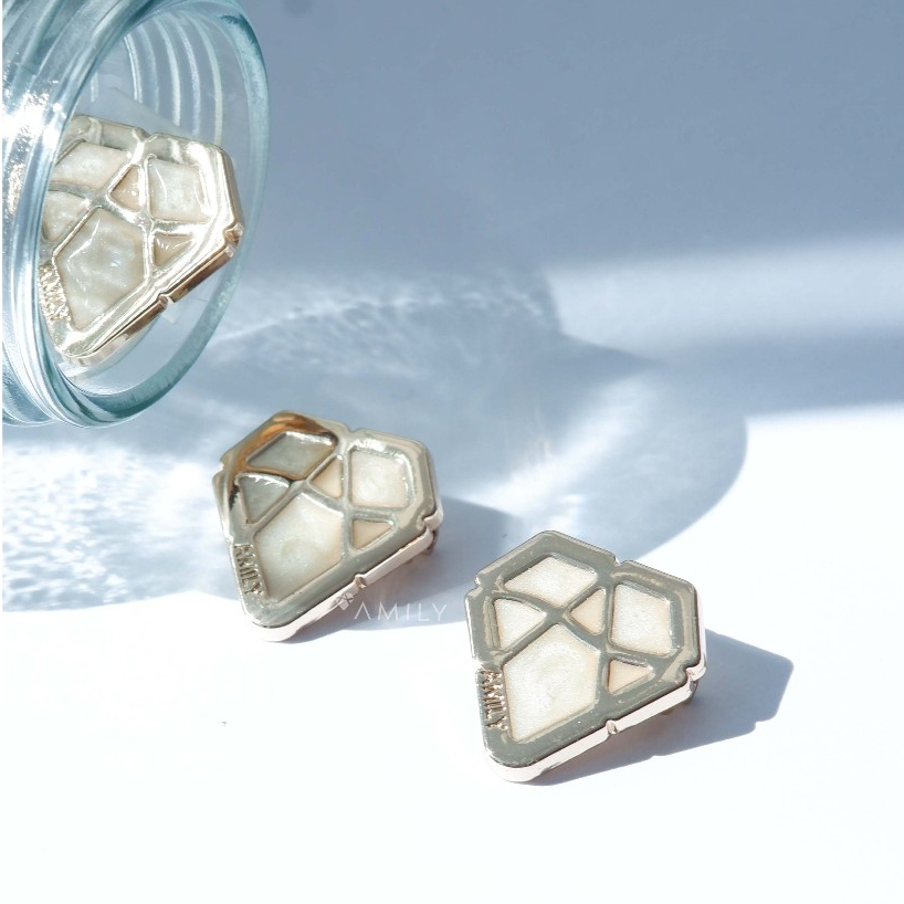 AMILY - Small Pin Brooch Mini Premium