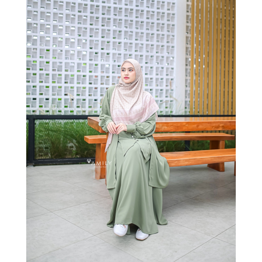 AMILY - Hanya 299K Oxana Set Tunik dan Rok Size Standar