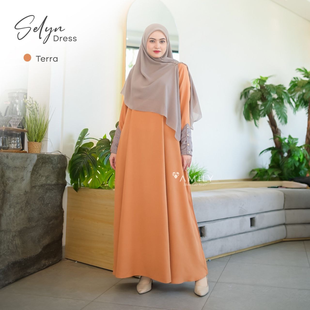 Selyn Dress