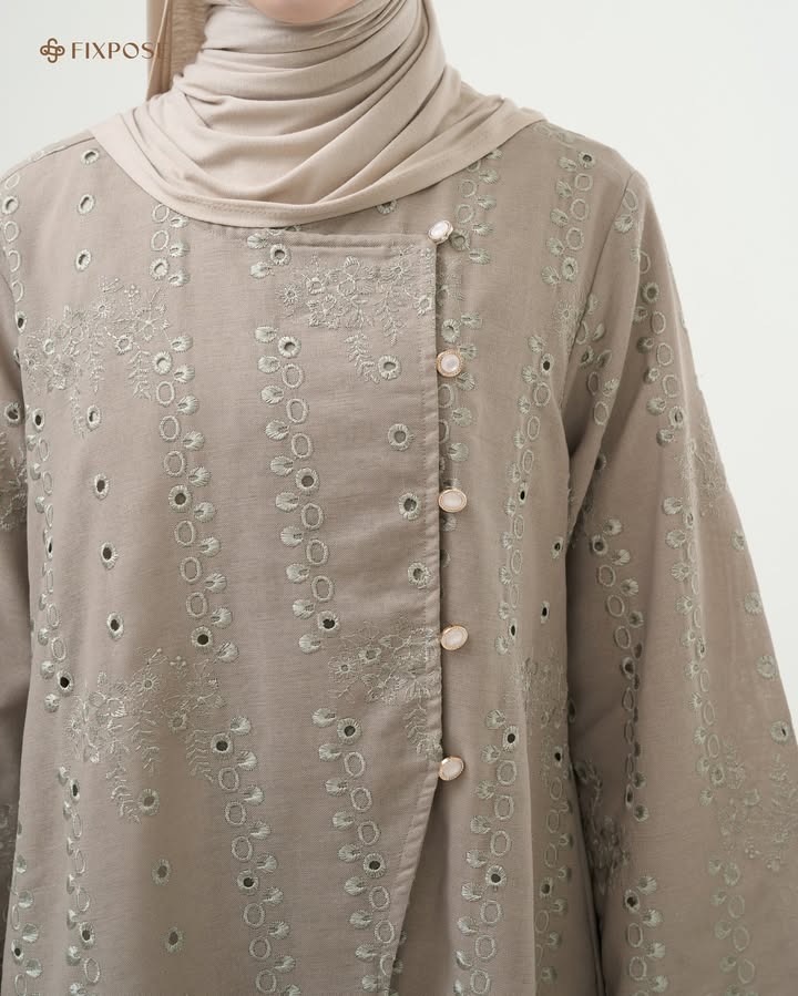 Ayelin Tunic