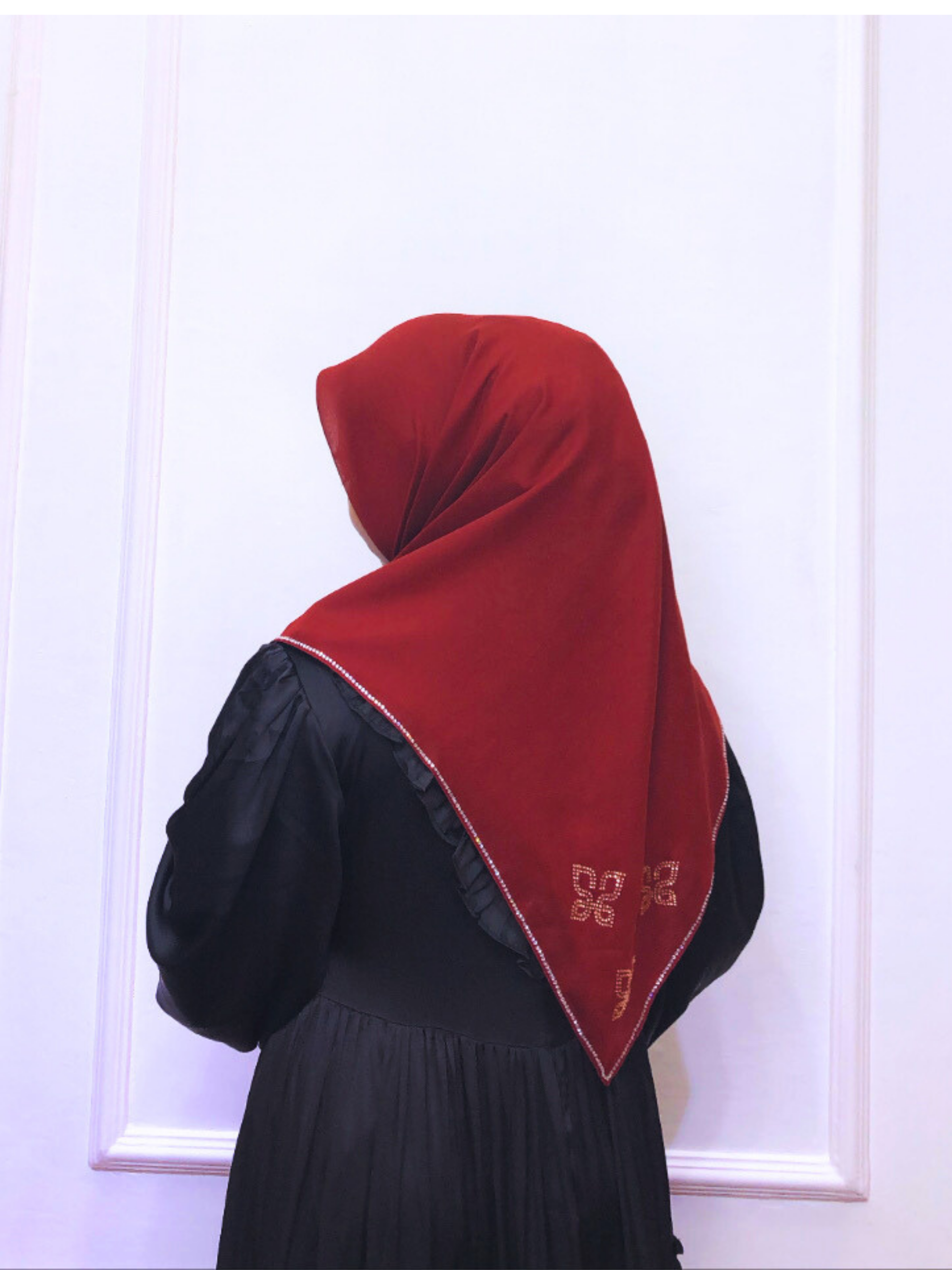 Hijab Square - Amorra Series 01 - Maroon