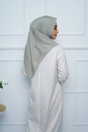 Hijab Square - Amorra Series 02 - Grey
