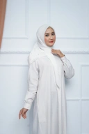 Hijab Square - Zaheera - Broken White