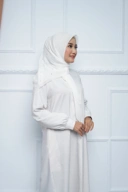 Hijab Square - Zaheera - Broken White