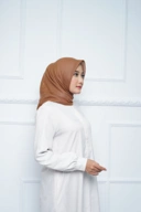 Hijab Square - Zaheera - Peanut