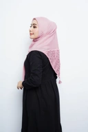 Hijab Square - Amecca Brokat - Peach Voal