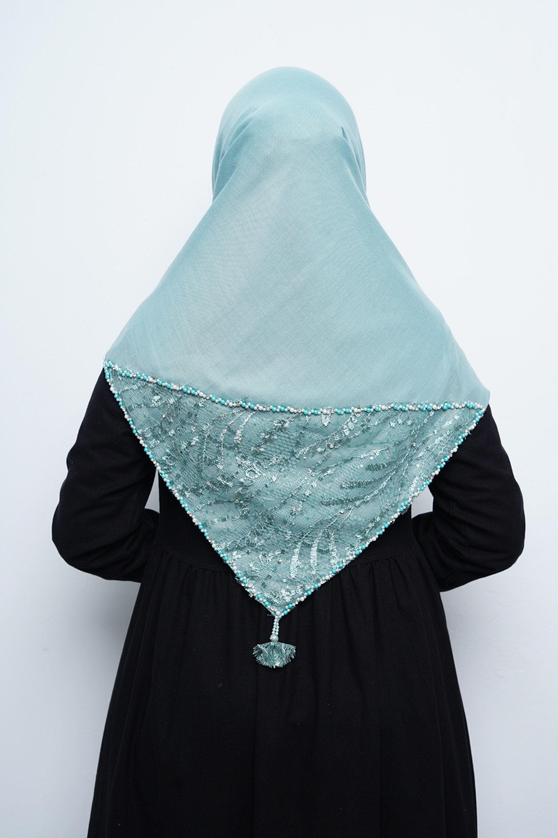 Hijab Square - Amecca Brokat - Wardah Voal