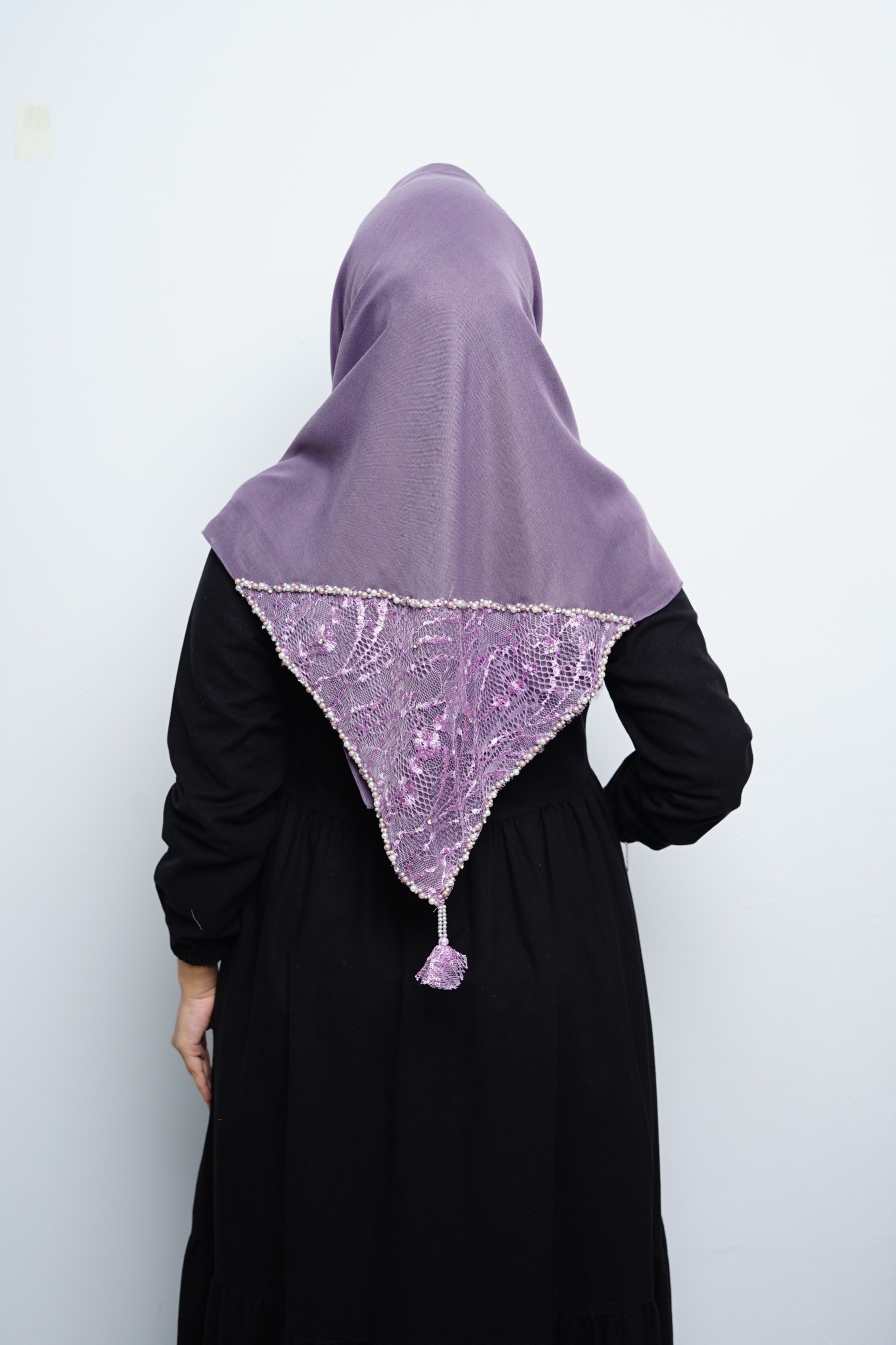 Hijab Square - Amecca Brokat - Taro Voal