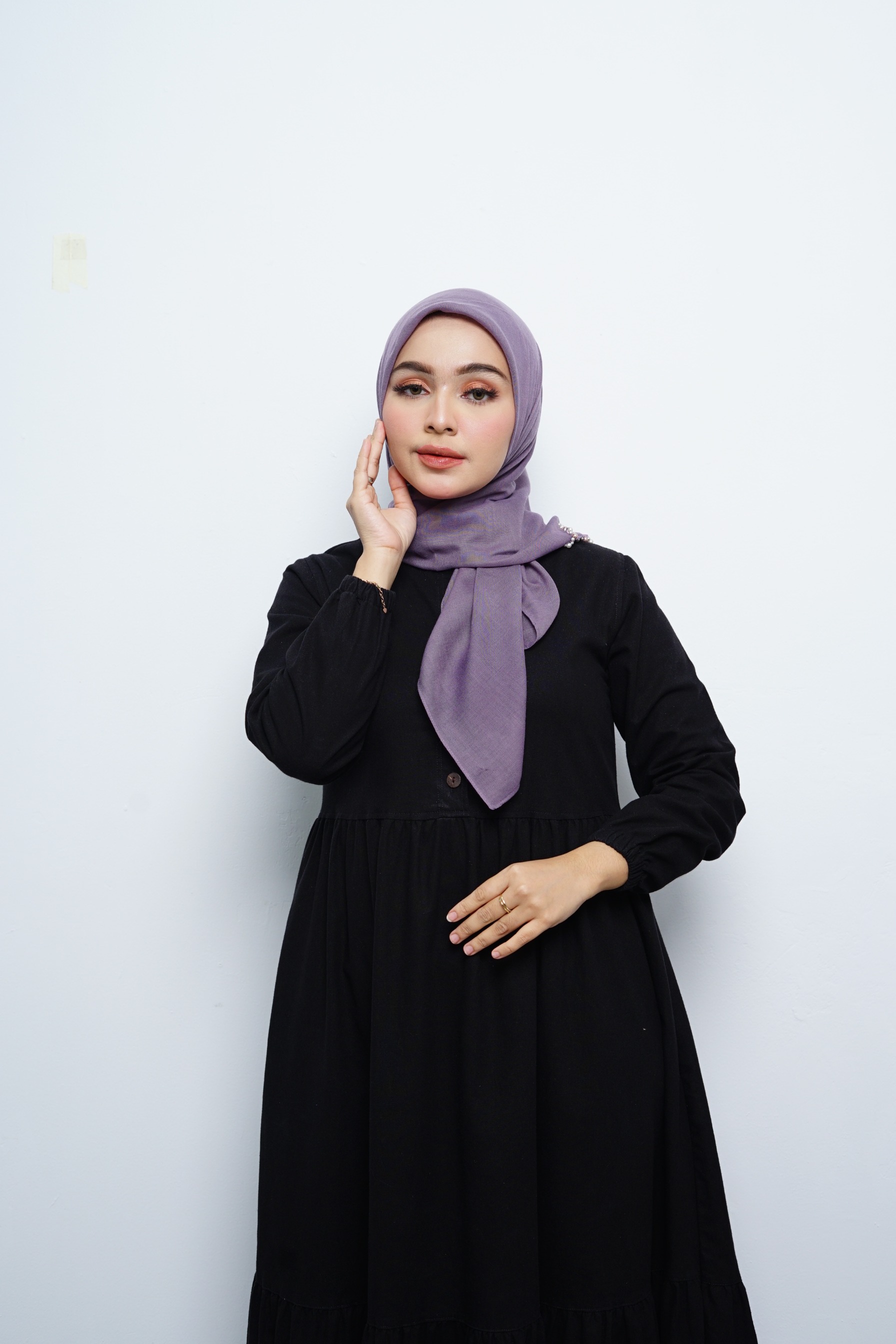 Hijab Square - Amecca Brokat - Taro Voal