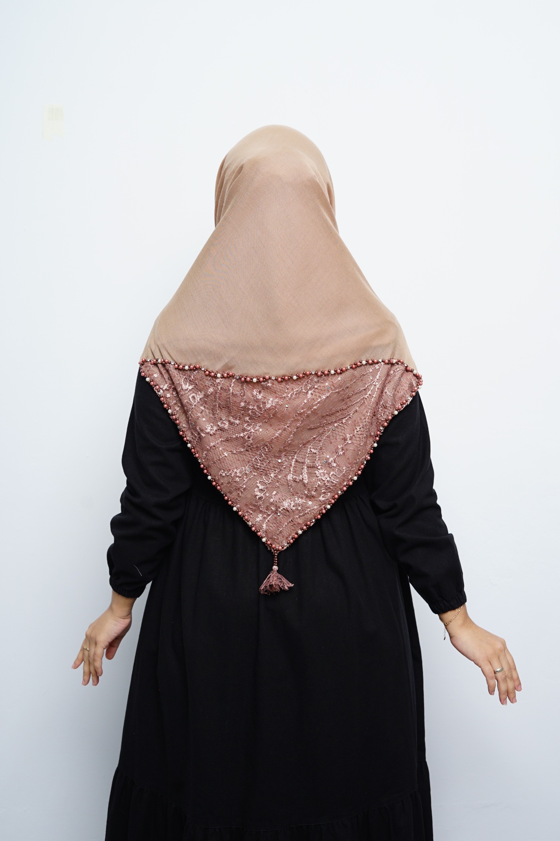 Hijab Square - Amecca Brokat - Cappucino Voal
