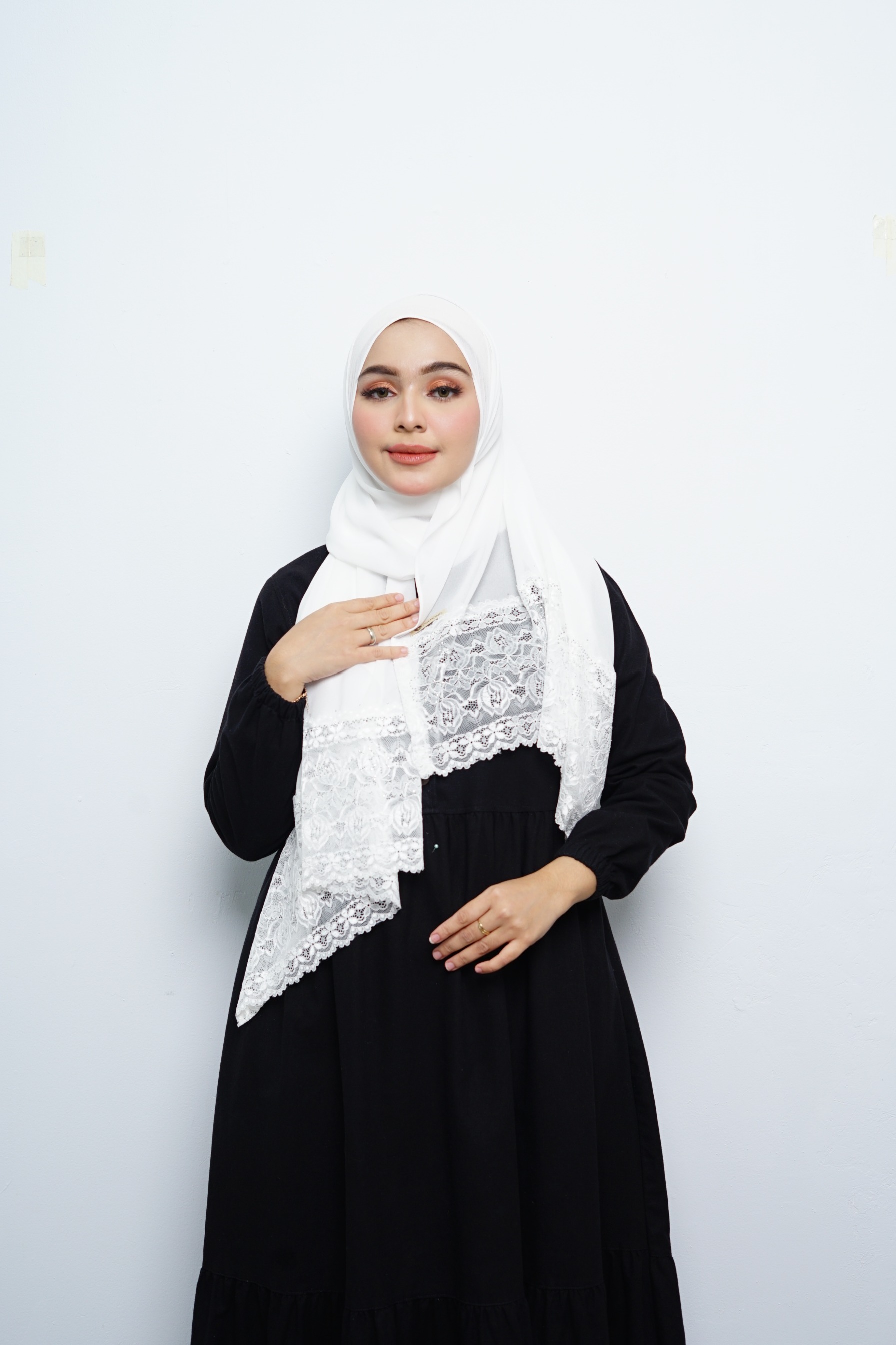 Pashmina - Nazwa Brokat - Broken White