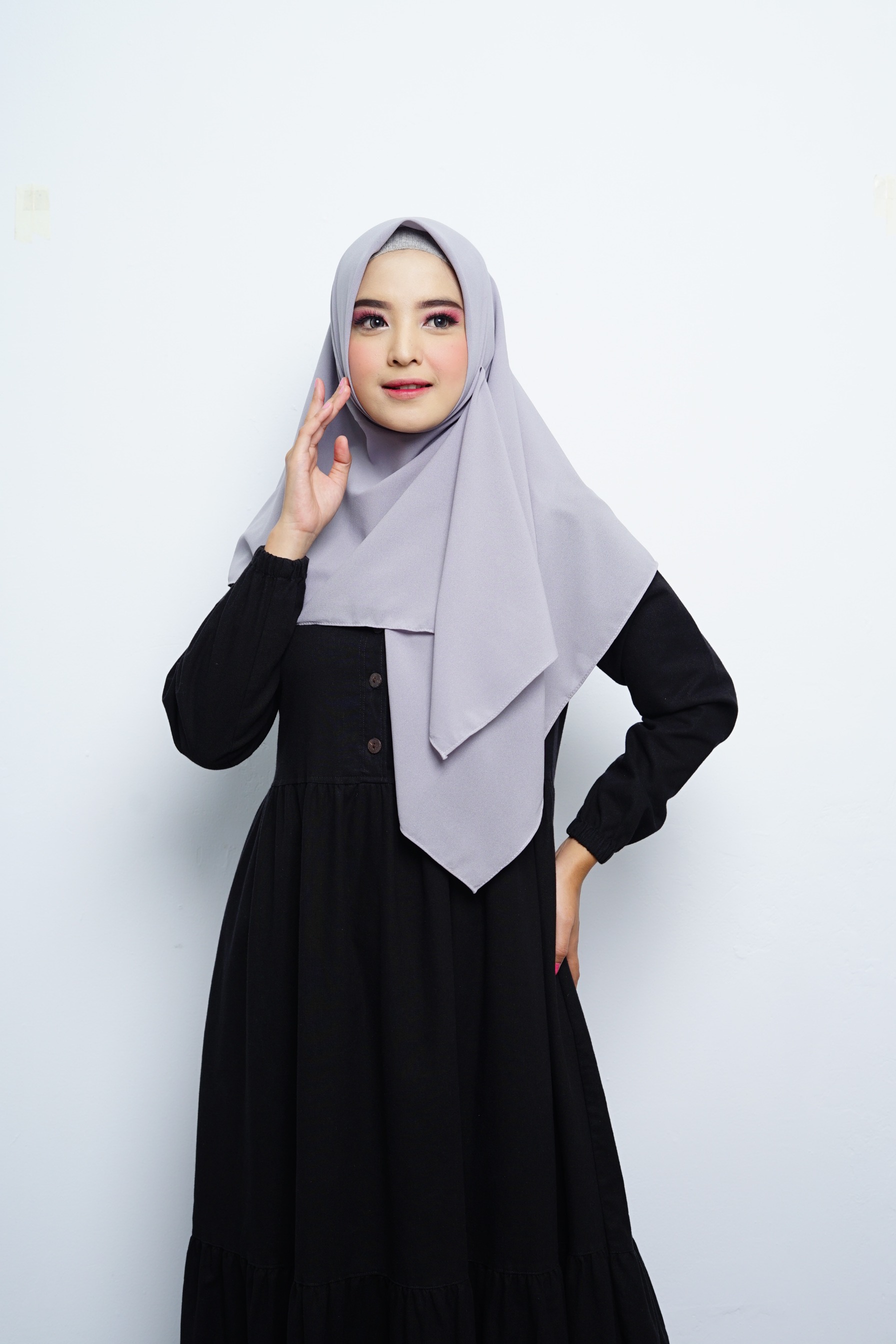 Hijab Square - Amecca Brokat - Grey Diamond