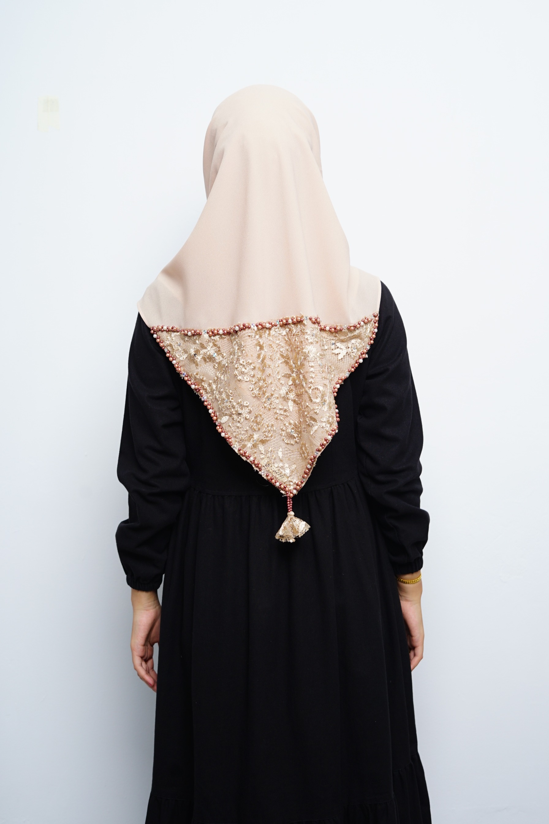 Hijab Square - Amecca Brokat - Cream Diamond