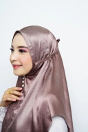 Jilbab - Bergo Noora Gradenza Silk - Milo